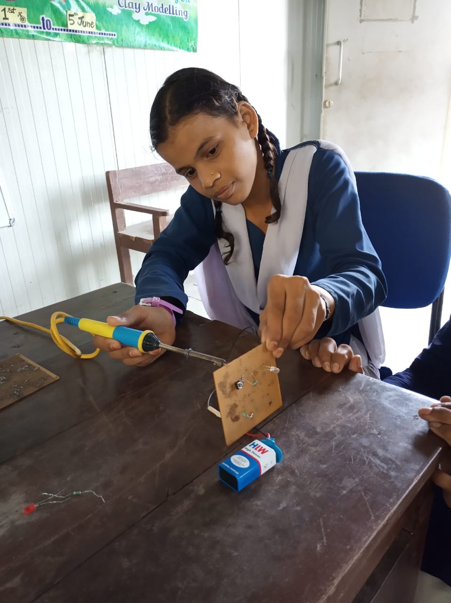 ShikshaVriksh's tweet photo. India will be the highest women entrepreneur emerging country. Sikshavriksh #Foundation is focusing on girls and women to recognize and create their own #growth path, #developstrengths, embrace #technology and work towards overall #societal good. #womanentrepreneur https://t.co/hD9V2tD3AF