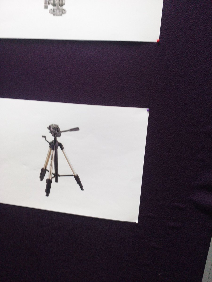 RavesTrail6's tweet photo. Tripod
#LNT
#RaveKitstore
#Joinravensbourne https://t.co/8WVqQ1PsiR