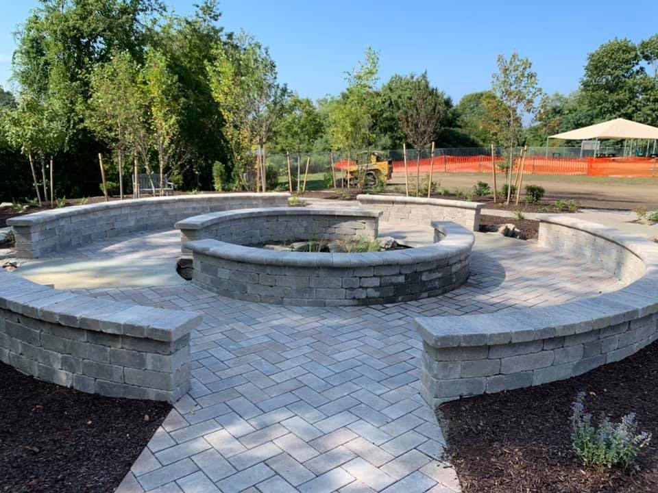 RIConservation's tweet image. Wonderful stormwater mitigation/Outdoor Education Learning Zone project at Melville Elementary School, Portsmouth, RI.  Through the partnership of Eastern RI Conservation District, Melville Elementary School, Thrive Outside and many generous donors.  Come out and see!