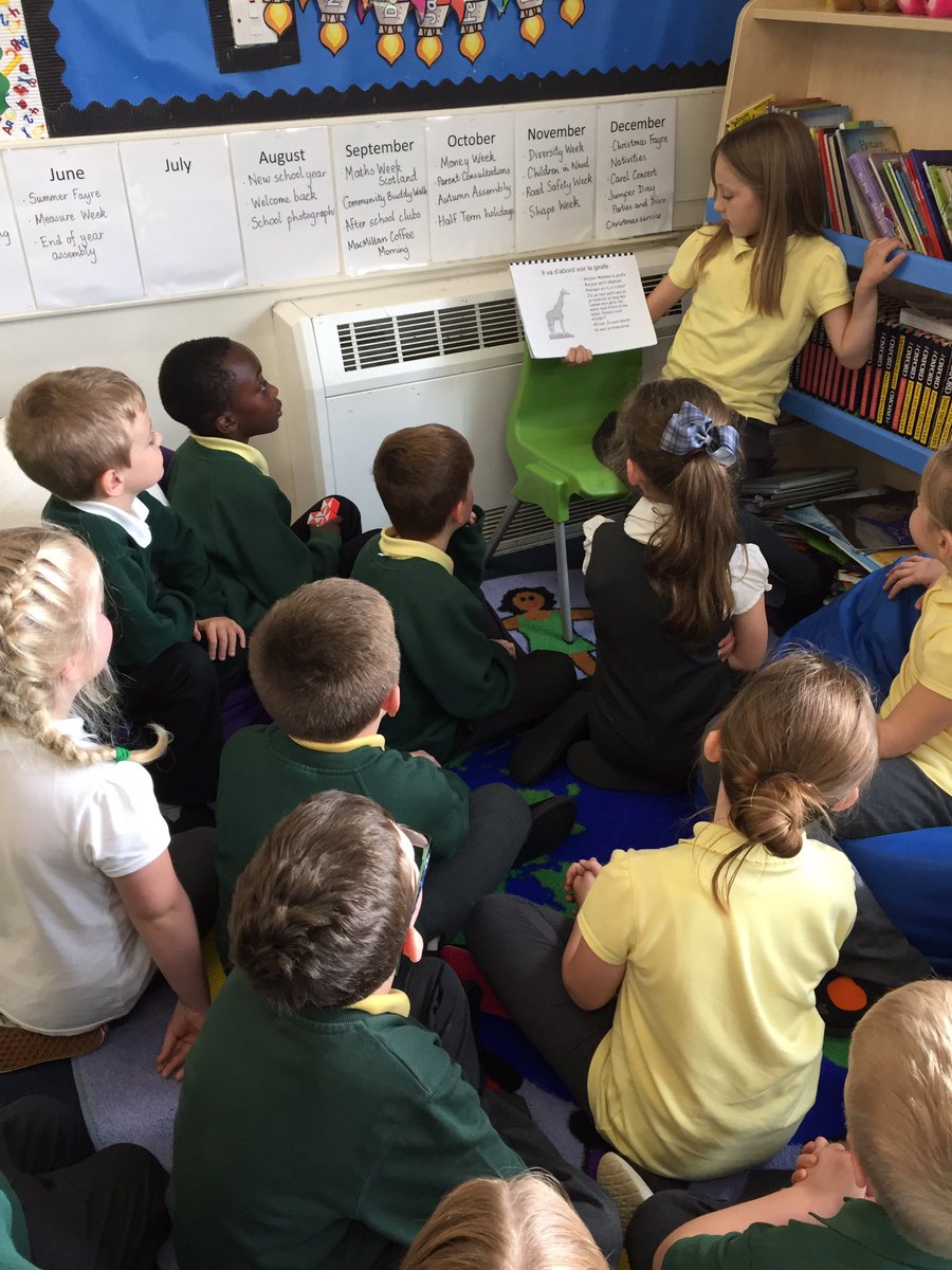 EARamsay_teach's tweet photo. Some P4s @KnightsridgePr1 enjoyed listening to a story in French and were amazed at how much they understood and could join in! #EuropeanDayofLanguages2019 #confidentindividuals #lovelanguagelearning @1plus2_WLC @scottishcilt @KpsMrlewis https://t.co/nj1MI1Uymt
