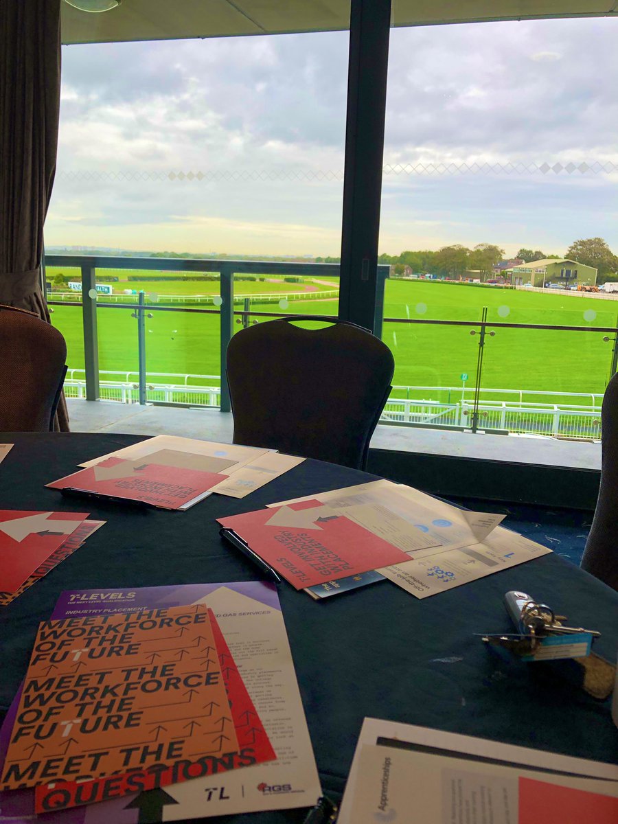 IJSayers's tweet image. Attending the @ESFAgov Autumn Roadshow finding out about new updates and changes coming up #apprenticeships