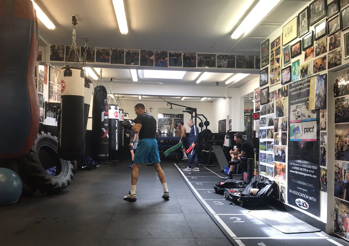 Dan Frost tweet media