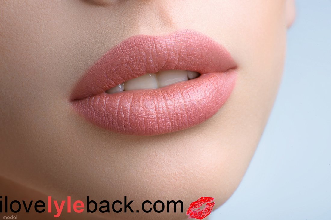 cosmeticsurgctr's tweet photo. #WrinkleFillers - 5 things to know before having a treatment #wrinkles #wrinklereduction #wrinklefiller #lipfillers #lipfiller #cosmeticsurgery #injectables #juvederm #voluma #volbella #restylane #radiesse #filler #fillers #dermalfillers #wrinkles https://t.co/tftcyZegfR https://t.co/rMhiPEplFU