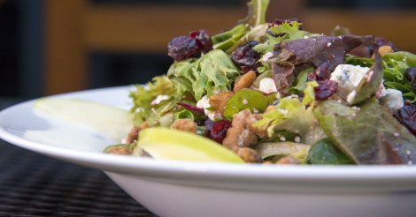 mcgarrysbar's tweet photo. McGarry's Salad #saladlife #eathealthy #localproduce https://t.co/72gglq8F8N