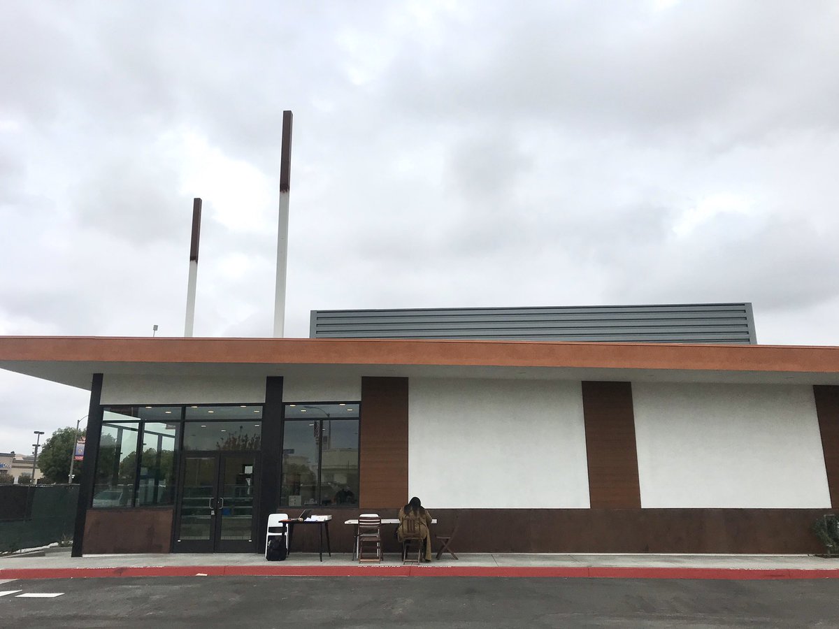 RandysDonutsLA's tweet photo. The posts to hold the giant donut are up in Downey! Opening soon. We’re having JOB FAIR today till noon and another Saturday the 28th from 2pm to 6pm. Stop by and apply #randysdonuts #randysdonutsla #jobs #jobfair #donutmaking #career #careeropportunity https://t.co/Y5831FOqZX