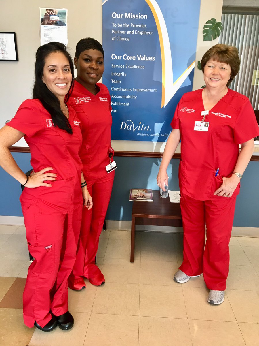 DrgMueller's tweet photo. Thank you Davita for inviting SFDAC to come and speak about WavelinQ at your meeting. New treatment options for our ESRD community. Thank you for the support! @davita #itsaprogramnotaprocedure #sfdac #davitadialysis #nomorecatheters #wavelinq #endoavf #percavf https://t.co/sVqOUHOkDG
