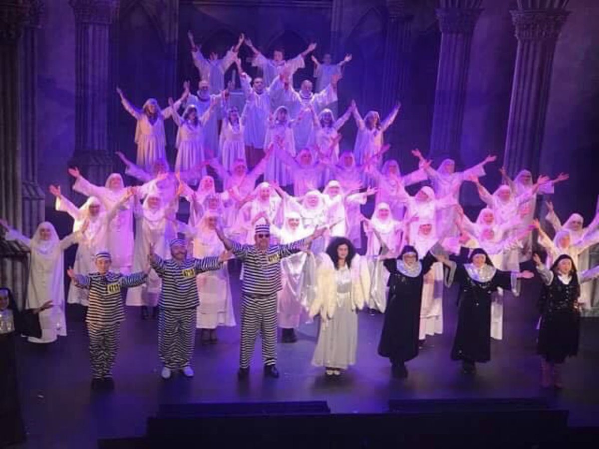 #ThrowbackThursday Were you blessed with the opportunity to see our sell out production of #SisterAct? What a fabulous show!
We are having just as much fun doing #Kipps #HalfASixpence and would love for you to share the ‘Joy of the Theatre’ with us. 
courtyard.org.uk/events/hmtc-ha…