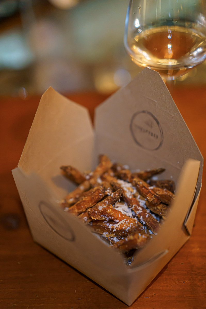 We are now LIVE on Deliveroo. 

If you are based in Amsterdam, you now don't have to leave your house to check us out!

Feel free to be one of the first to rate us online too. 

<a href="/Deliveroo_NL/">Deliveroo Nederland</a>