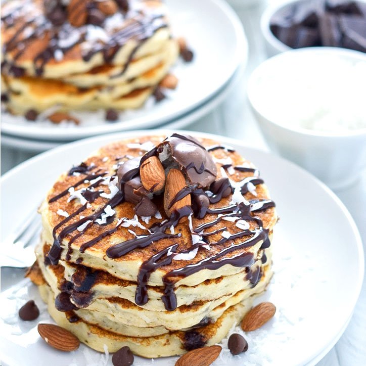 Pancakes should be their own food group 🥞
retweet if you're on Team Pancakes 🙋🏻‍♀️

#glutenfree Almond Joy Pancakes: bit.ly/almondjoypanca… 

#PancakeDay #pancakes #RecipeOfTheDay