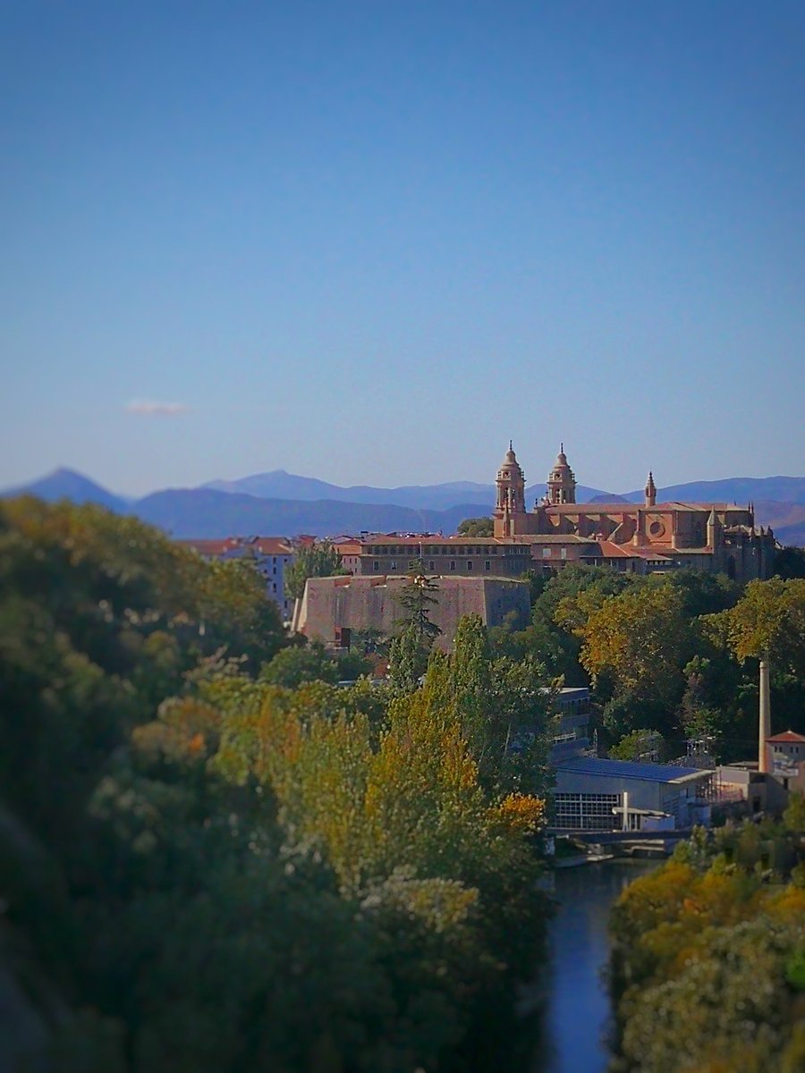travelfunphoto tweet picture
