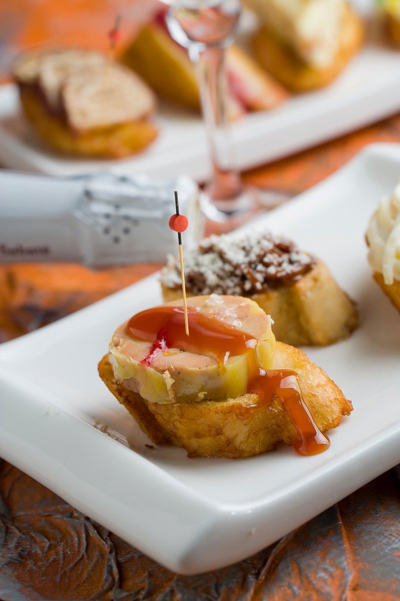 ¡Levanten las manos 🙌 los fans de las tapas!
Propuestas para disfrutar de una tapa dulce🔝🔝

#tapas #pinchos #tapasdulces #dulcesbocados #experienciagastronomica