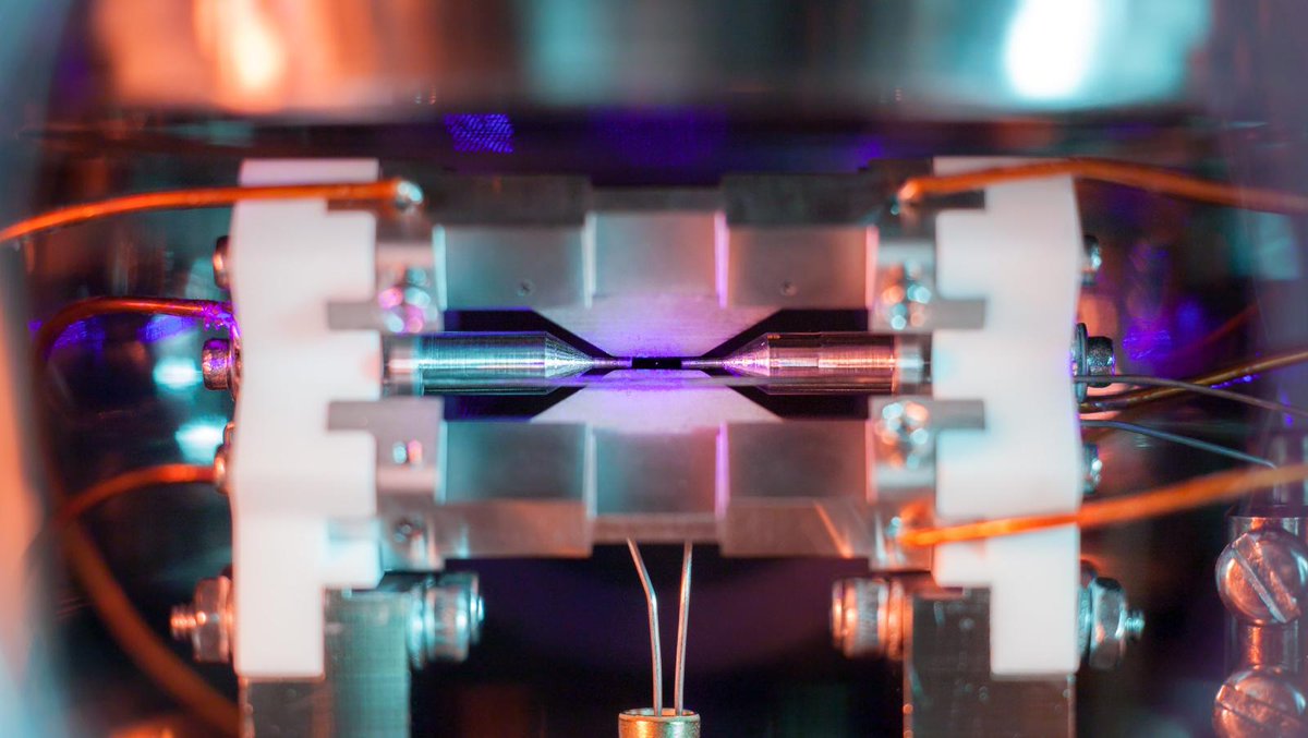 JediASU's tweet image. Saw this thread on @Reddit last night.
Humbled, in awe, and blessed to be here.
1. Picture of a single atom
2. Image is only 0.0000000385% of the total area of the sky.
3. first image of quantum entanglement
4. "Pale Blue Dot." Look up Carl Sagan's quote.
#ThankfulThursday