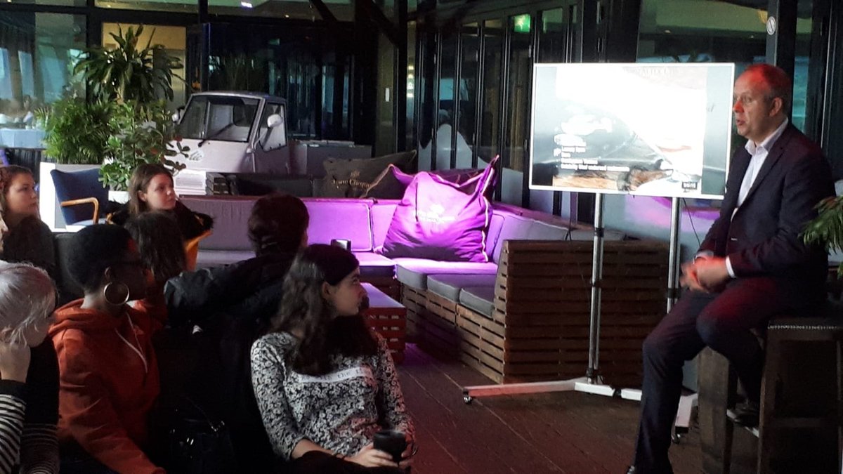 UCBhospitality's tweet photo. Shaun Cremins, former UCB student, now operations Director for Black & White Hospitality addresses BA/FdAHTM & HEVM students at Marco Pierre Whites top of the Cube building #ucbstudents @birmingham_live @UCBofficial https://t.co/b8ZSkG4pxq