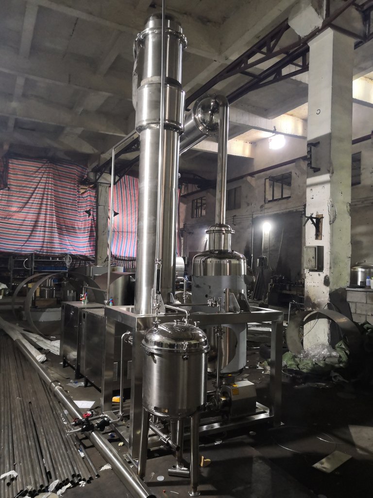 LanphanTrade's tweet photo. 200L/h
Falling Film Evaporator. DM me for more details

#moleculardistillation #extracts #rotovap #thc #cbd #extraction #dabs #extractsdaily #terps #cannabis #kush #concentrates #distillates #420 #710 #weedextract #Labs https://t.co/vQgLdtj460