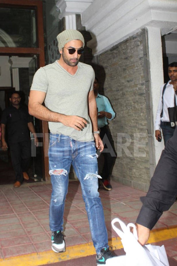 Filmfare on X: #RanbirKapoor rocking a dual print shirt as he's snapped in  the city.  / X