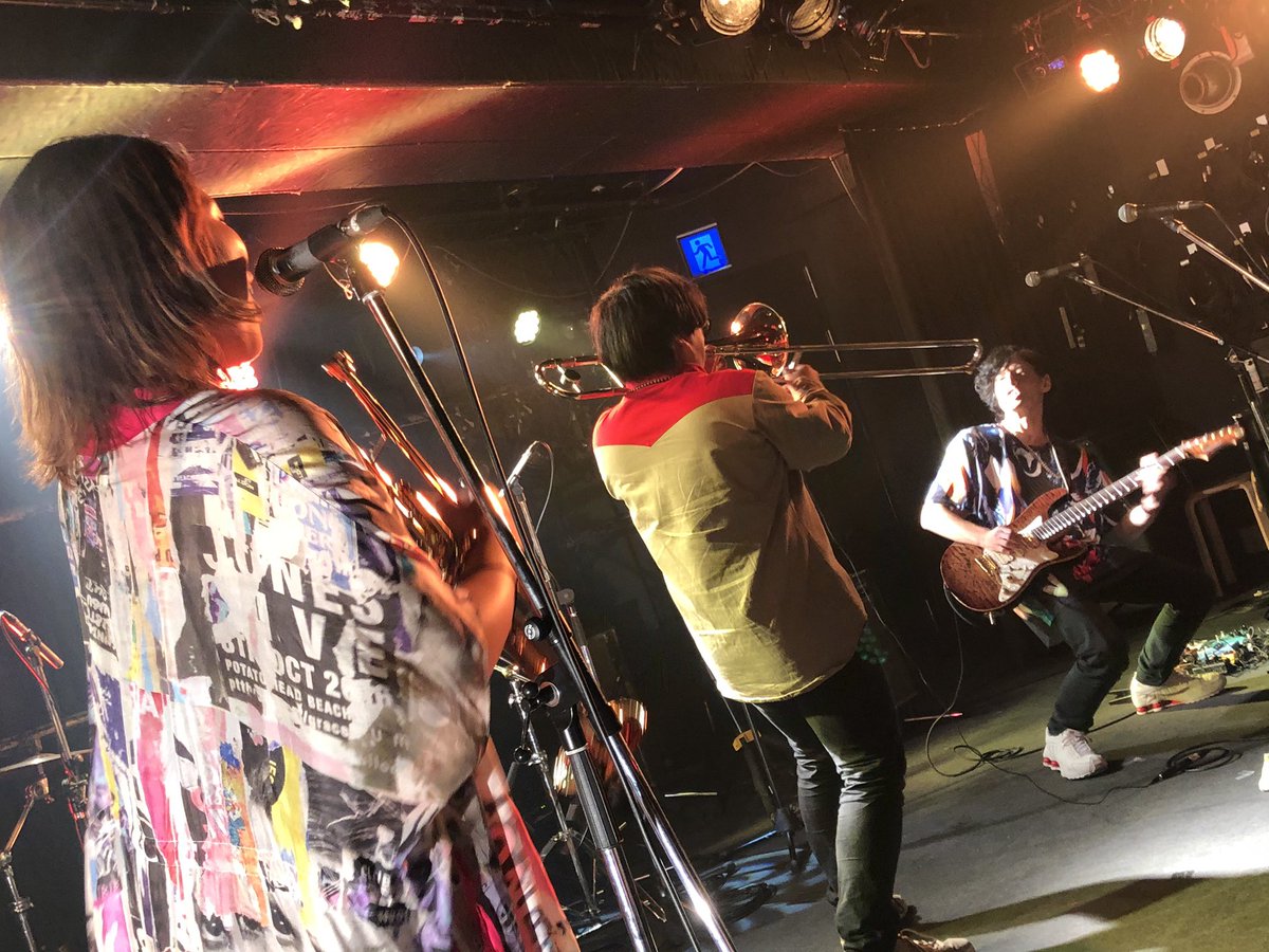 macchan1127's tweet photo. Dramatic Records@Zeela
今日が初ライブ！ブラック風味溢れててかっこよかったしベースが渋くて好きな感じ😆これからに期待👍久しぶりにRIOちゃんとあいちゃんの演奏聴けて嬉しい😂 https://t.co/TEAS2QaAzr