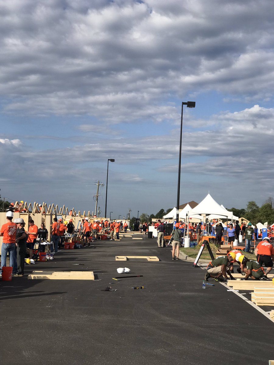 Giving back to veterans is what <a href="/HomeDepotFound/">The Home Depot Foundation</a> does! 500 volunteers framed homes, built sheds and playhouses for veteran families in Greenville. Thank you to our associates, partners and <a href="/HomeDepot/">The Home Depot</a> suppliers who made this happen! #ChooseToServe
#OperationSurprise