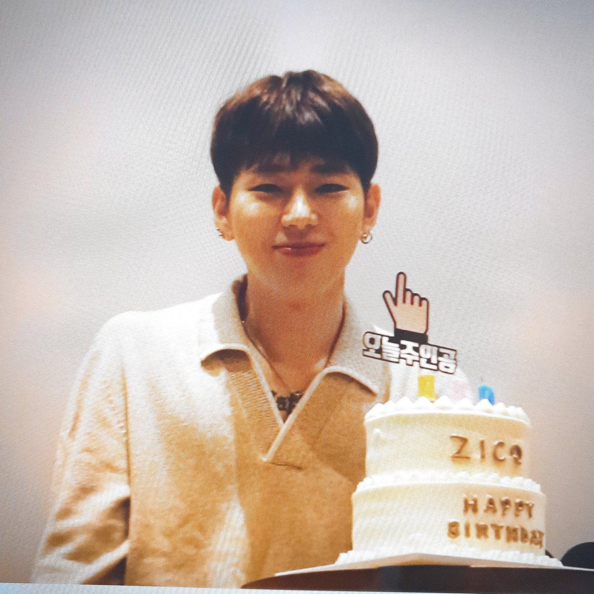 withbeebee's tweet image. 게으름뱅이 반성해라 진짜 ;