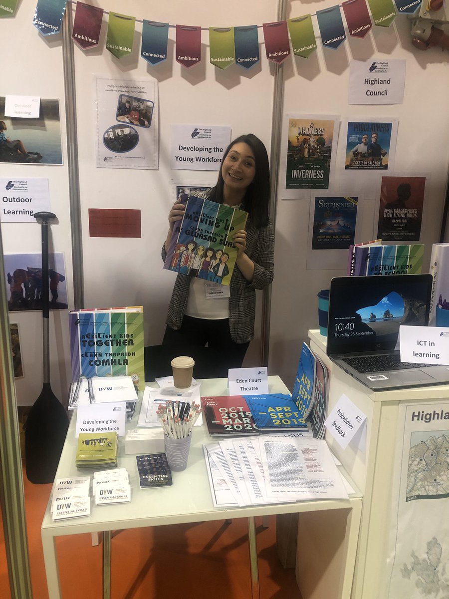 main_roxanne's tweet photo. Great couple of days at #sfl19 and lots of ideas to take away! @Mrs__Kelly https://t.co/fDGrjmG2k2