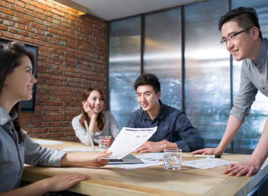 For #HRProfessionalsDay I wanted to celebrate every person in human resources and reflect on the 3 primary investments that I’m seeing from the best-run HR teams in NA. cutt.ly/Yw7IRnB