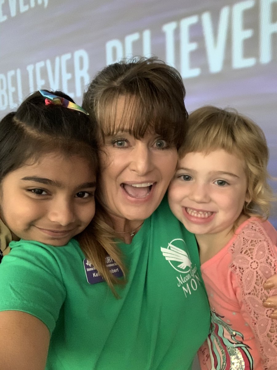 Kellie Lambert tweet media