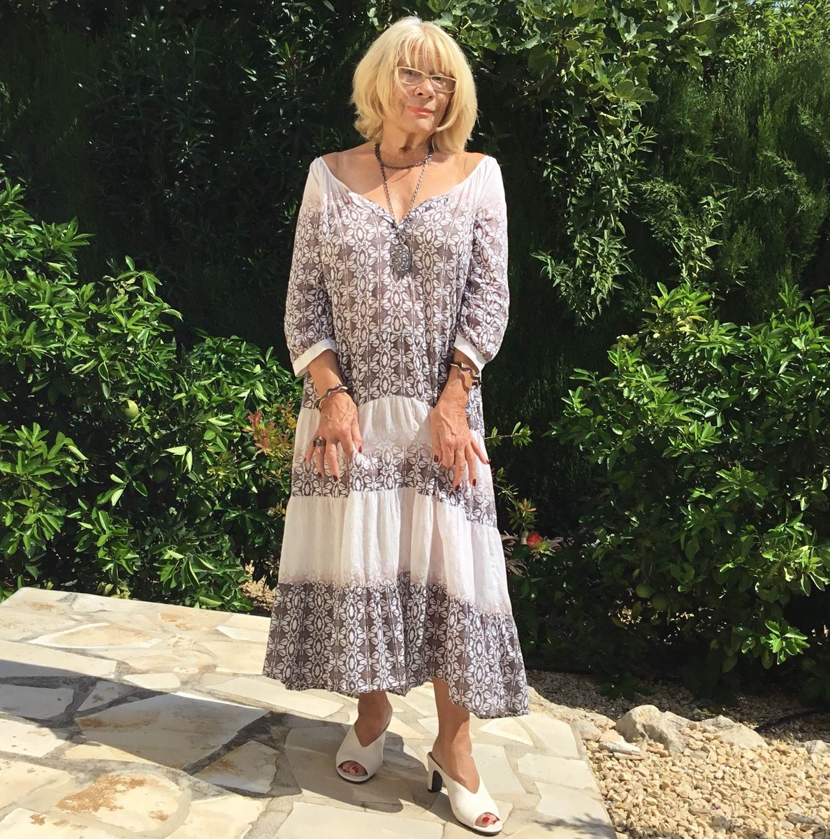 Sustainability. Yes, we can! Here´s the start I am making. Recyling (re-sewing) a very old, but lovely, blouse and skirt - into an on-trend dress.  Before and after pix. See my book *It´s Never Too Late To Look great!*
#Sustainability  #Fashionsustainability  #NearlyNew