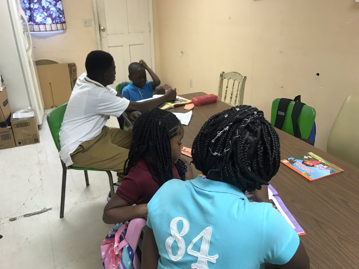 mona_saint's tweet photo. We work on reading skills each day after school at the FHBC youth and children’s development center in Belle Glade. We have some very dedicated high school and middle school volunteers. https://t.co/xgfHdB68rd