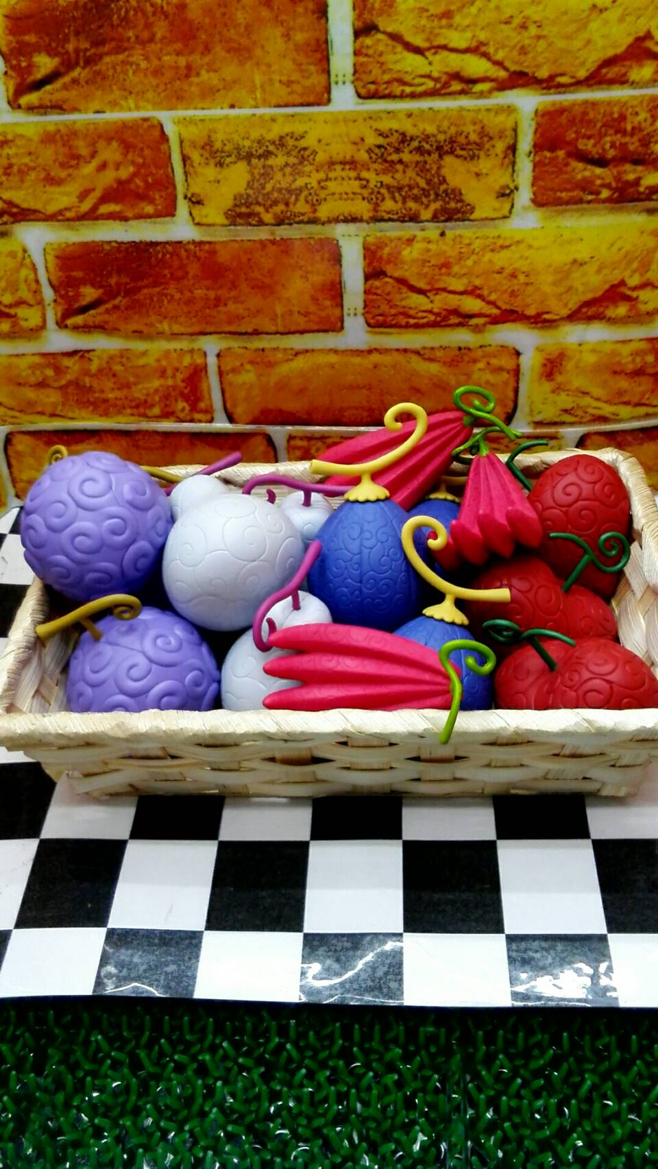 アミューズメントコーナー 公式マンガ倉庫山口店 売場拡大 山口県下最強目指して در توییتر ワンピース 悪魔の実コレクションフィギュア 入荷しました オペオペの実 ウシウシの実 アワアワの実 イトイトの実 ゴムゴムの実の5種類です