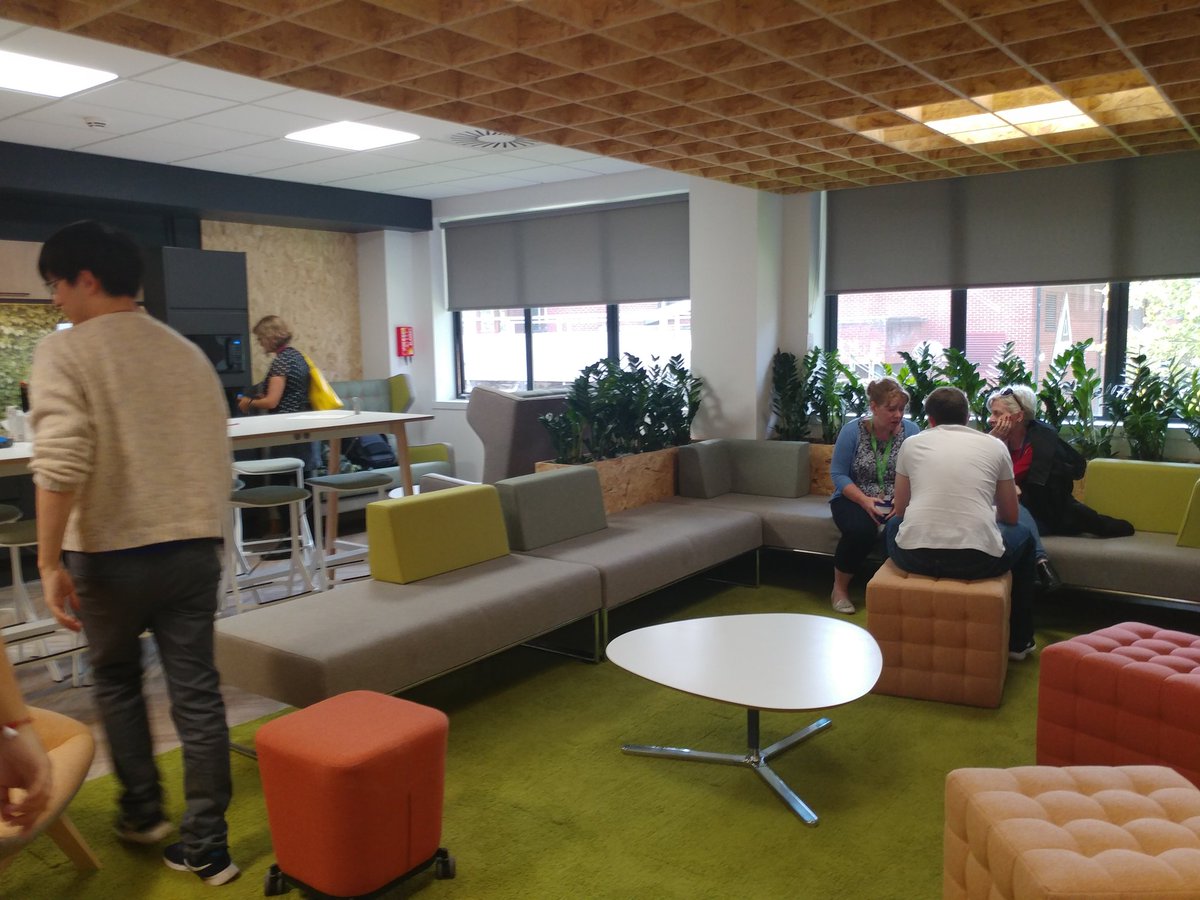 fionidae's tweet photo. OoooooOoooo we're moving into the swanky new @UniOfHull #EEI building with lots of eco features  @MinniePlastique @jessjanehurley @bedform @Victoriafscott_ @SBRLabs @FeeTenbrink https://t.co/P4ThbTucPh