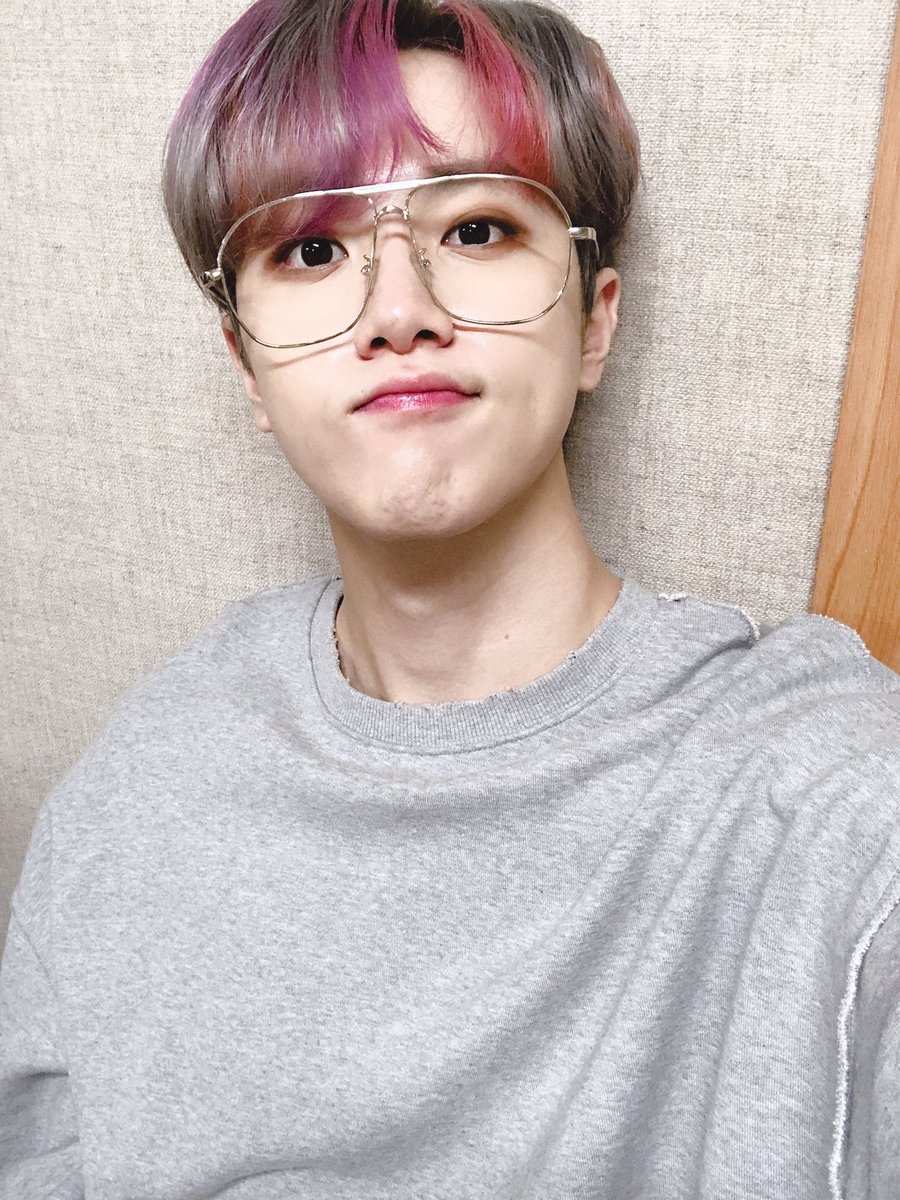 KDH_official's tweet photo. 😬3000동한정식+🥯🍦🥯=5000동한정식😬
여러분들도 핫팅데이에는 동한정식과 함께해보시기를 추천드립니다🔥👍
늦은 시간까지 배고픈 브이앱 함께해주셔서 감사드립니다 잘자요❤️🖤

#김동한 #KIMDONGHAN https://t.co/FIX1SswsRc