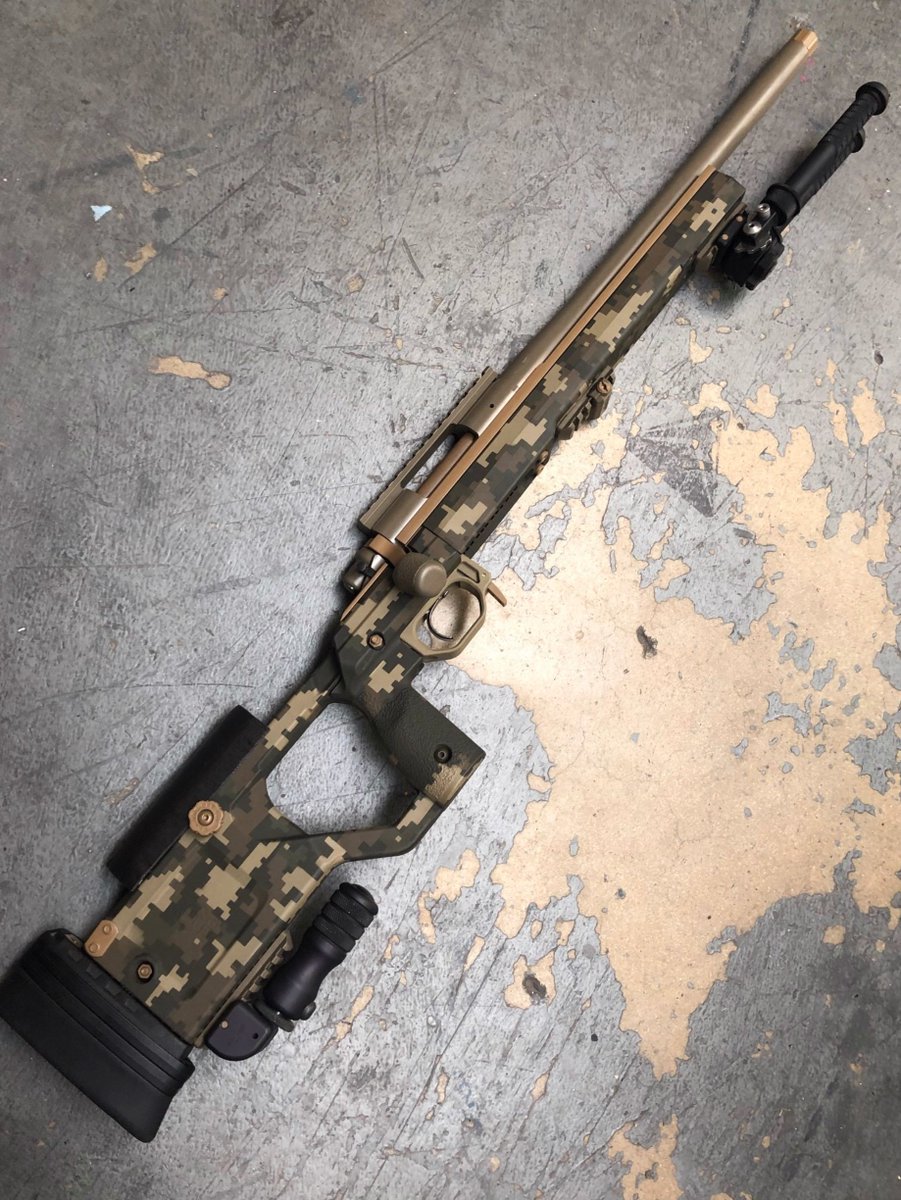 btindllc's tweet photo. Digitized. #WeAreSupport #AtlasBipod #AccuShotMonopod #KRGops #CustomRifle #Repost @RomanArms 

"KRG chassis done up with a custom blend of H series Cerakote, while the barreled action and smalls were done in Cerakote Elite." https://t.co/BSBn4W0HNw