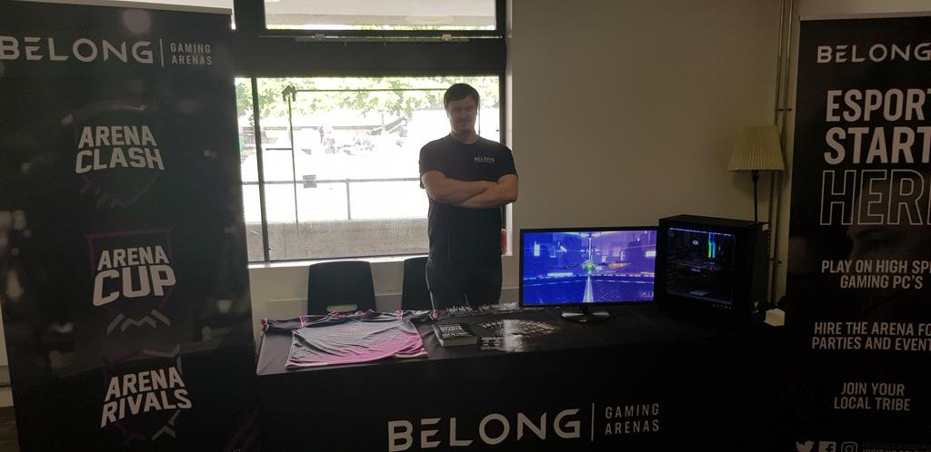 BelongNorwich's tweet image. The NightHawks have landed at UEA freshers! 

Come check out our stall and get on the sweet student offers!

UEA #ueafreshers