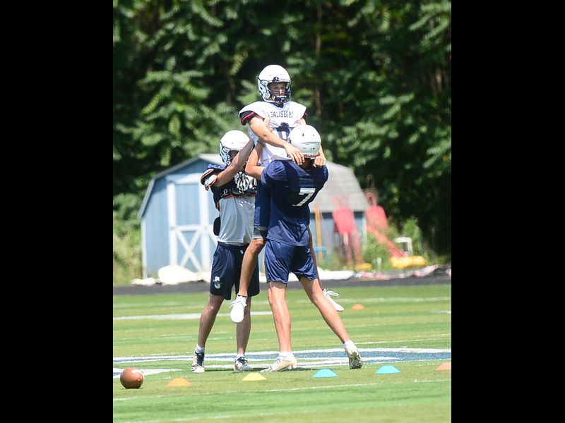 KeithGroller's tweet photo. SURPRISING SALISBURY

A look at @SalisburyFb which has already won three games after winning just two in all of 2018. Plus a look at the best five games left in the Colonial League season.

https://t.co/sJ0PO67FSc https://t.co/LstX42DpSB