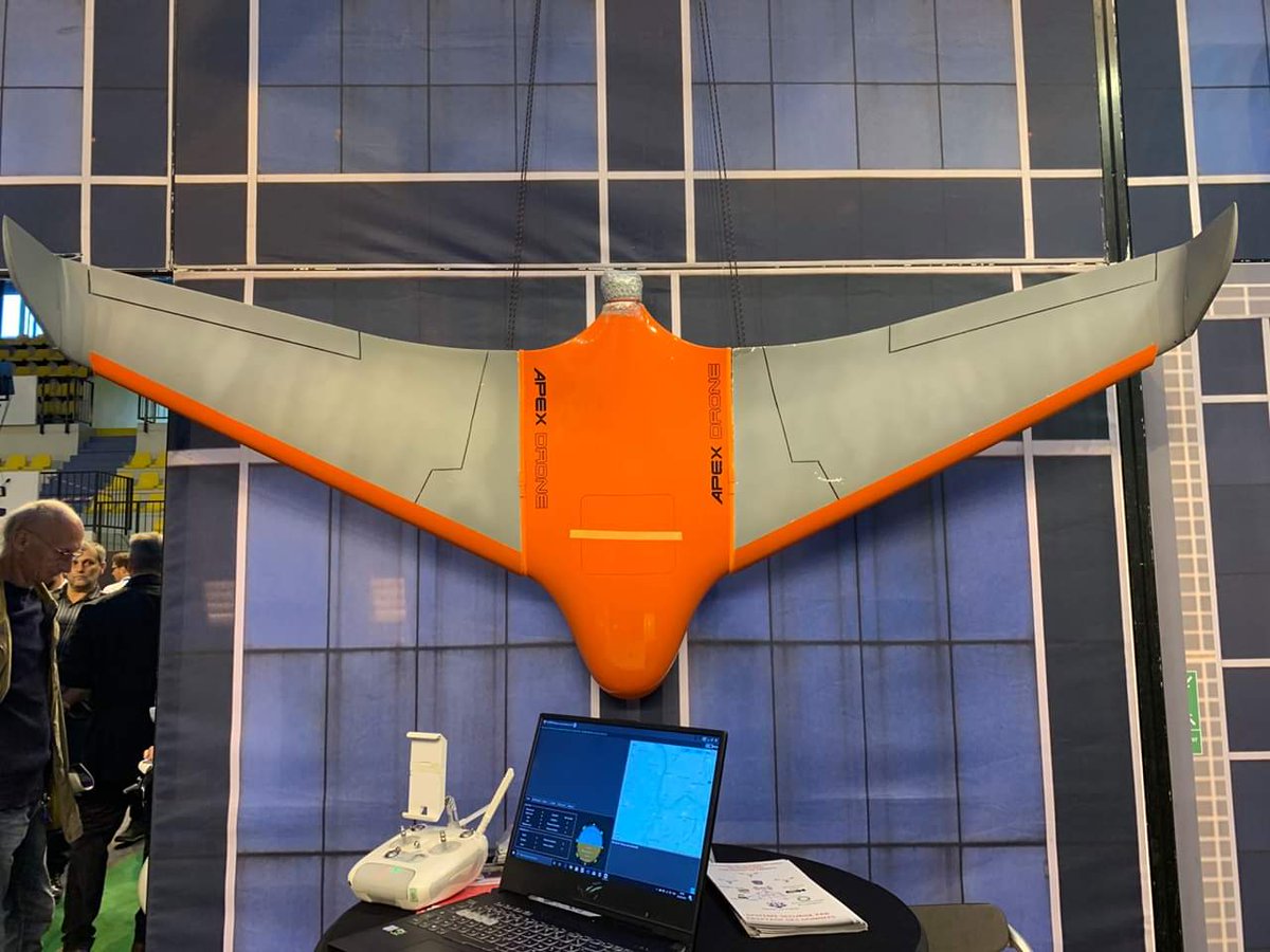 apexdrone58's tweet photo. APEX DRONE présente au SIVIIM 2019 son prototype d'Aile Volante .
#drone #drones #apexdrone #siviim #innovation #nevers #zeppelin https://t.co/xjkPrqwTY7