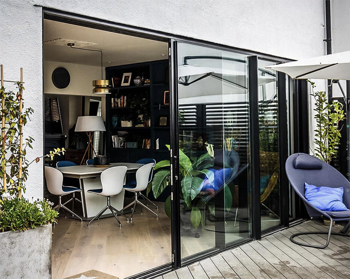 As seen on ITV's 'Love Your Garden and Home', Fenster's Üni_Slide doors are perfect for all projects, from commercial to residential. They feature handcrafted aluminium frames, handmade in Devon. Take a look online: fensteruk.net/unislide-doors