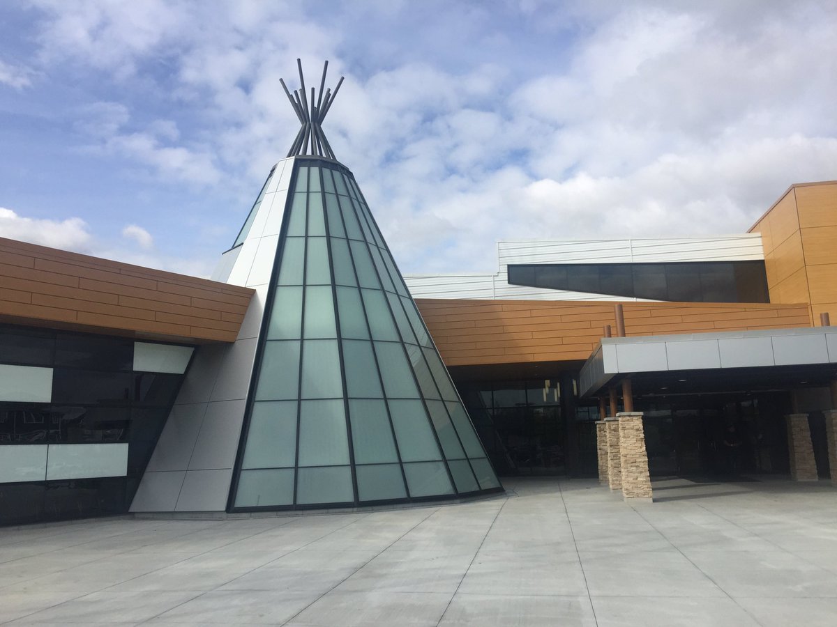 What a wonderful celebration at the opening of the new school at Enoch Cree Nation. Chief Billy Morin talked about the energy flowing from all the natural light, land based teaching and the Cree language being spoken. #Culture #Indigenous #Respect