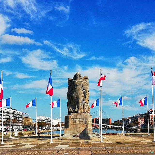 Town centre Le Havre, France.

#travel #statuephotography #instadaily #instagramers #travelphotography #traveltheworld ift.tt/2nqHxSx