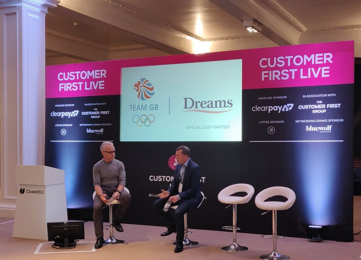 Customer1stLive's tweet photo. Some amazing insight from the CEO of @Dreams_Beds Mike Logue. Want to increase sales by 59%? Well, Pillow Talk is the Answer! "Be bothered and C.A.R.E about people"
#CustomerFirstLive #CustomerExperience #Customercentricity https://t.co/NgE4Rzpcoa