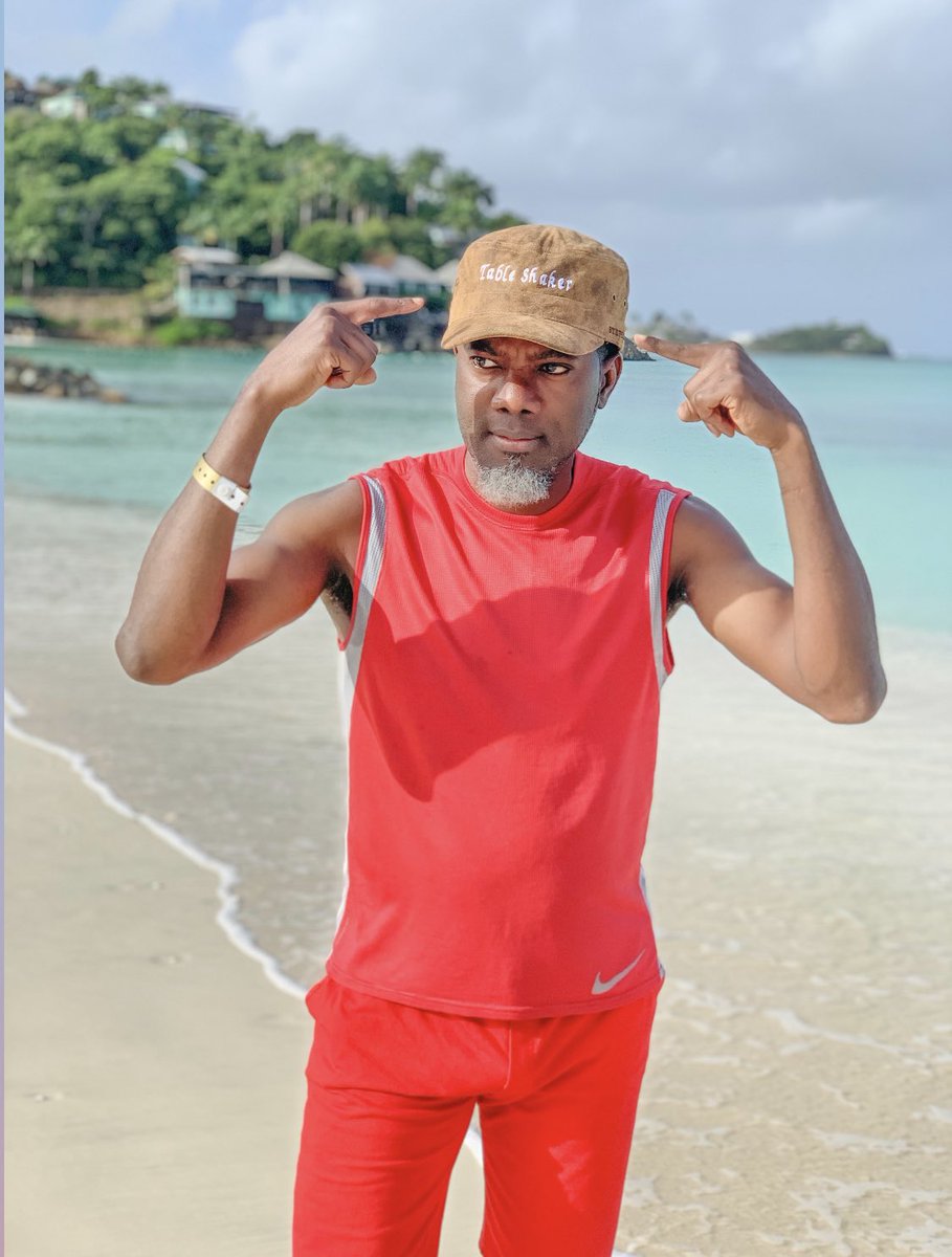 renoomokri's tweet photo. Cost to BURY an African=$4k

Cost of HEALTHCARE to STOP that African DYING=$150

Speed at which relatives raise the $150=NEVER

Speed at which relatives raise the $4k=DAYS

Africa, spend on the LIVING, not the DEAD!

                  #TableShaker

#FreeLeahSharibu #RenosNuggets https://t.co/yaoAHqQEtI