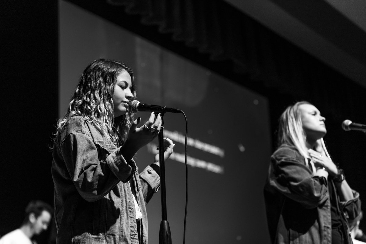 LeeU Alt Chapel tweet media