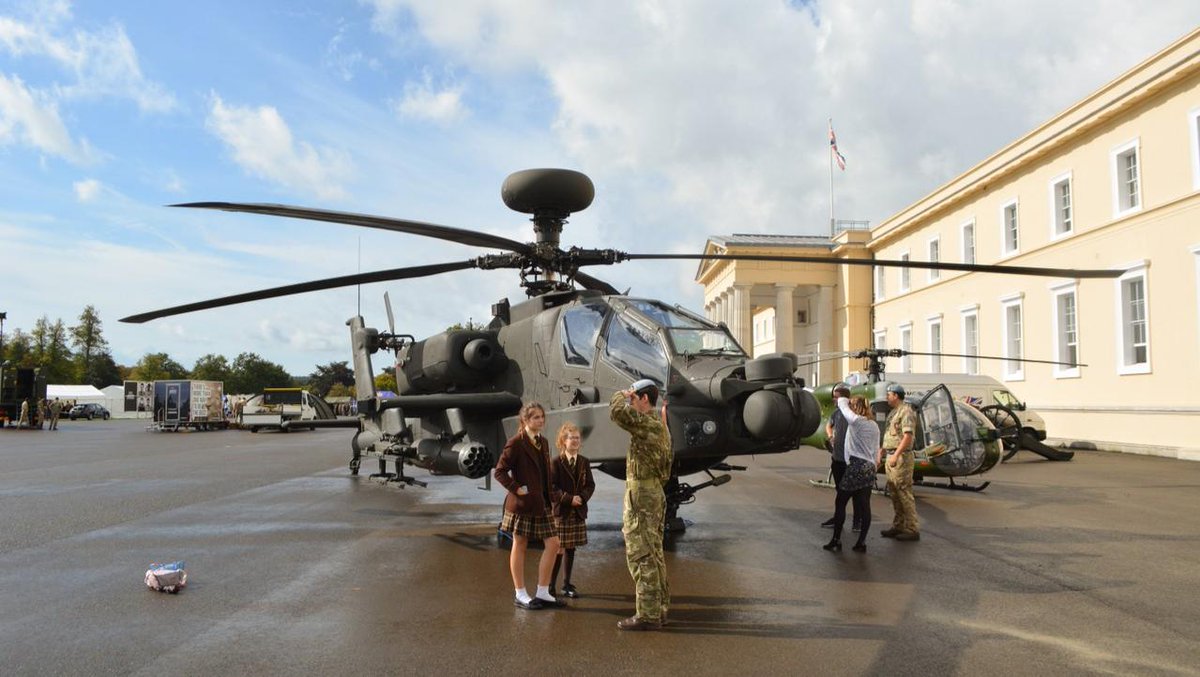 RMASandhurst's tweet photo. Here is a picture from the first day of RMAS STEM 19.
A huge variety of civilian and military STEM careers are on display. Keep an eye on our social media over the next few days to see more of what is going on!
#rmasstem #STEM #ArmySTEM https://t.co/9Js7PRKZfk