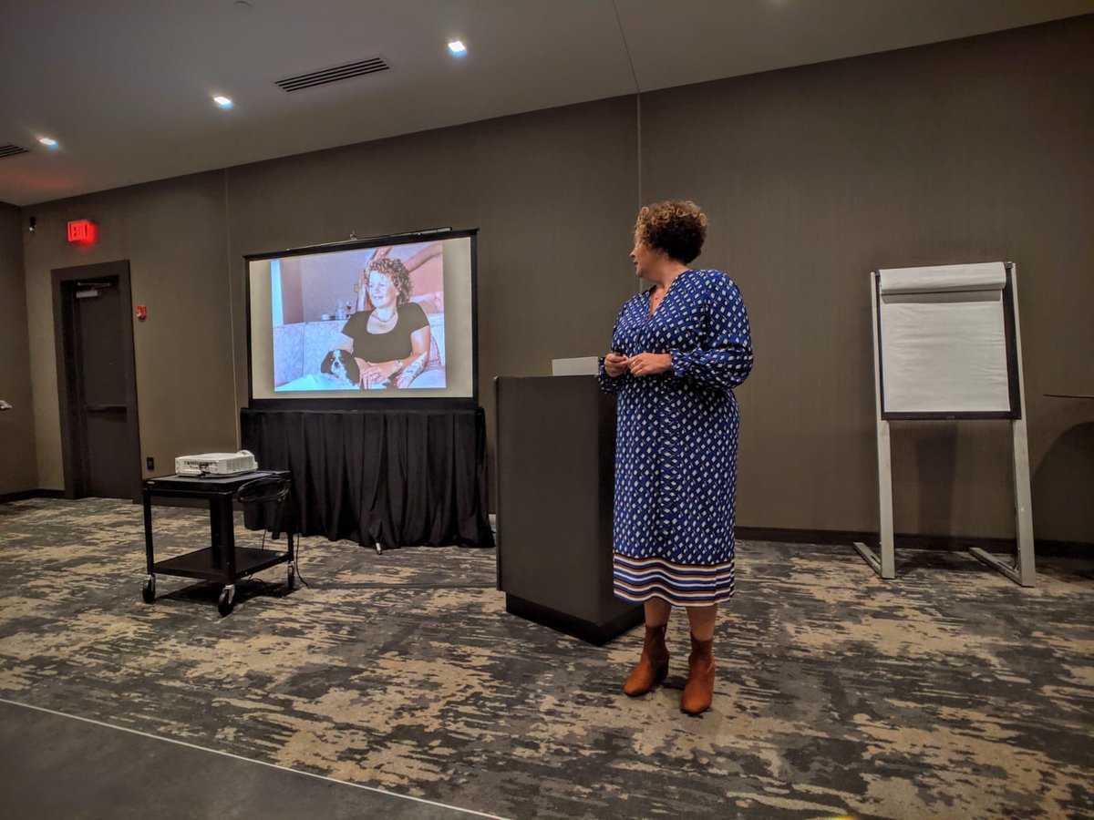 Impactissima's tweet image. @curlypaxo tells the #PaxmanClinicalPioneersBoston about the legendary Sue Paxman our original Pioneer and the inspiration behind @scalpcooling and all the wonderful work we do #ChangingTheFaceofCancer #ChasingZeroHairLoss
