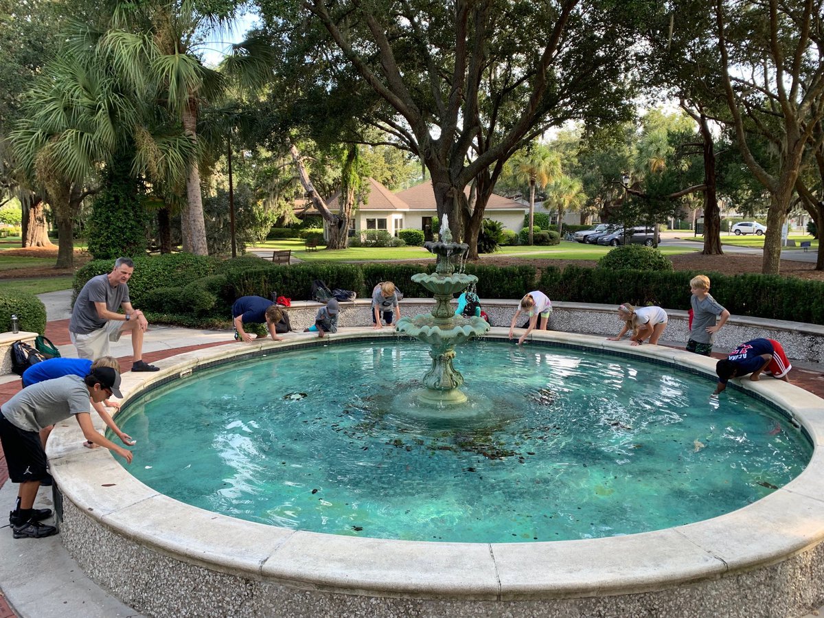 On the coast, you have planktons races, not horse racing.  Congrats to Clark for winning the pony, I mean plankton race!  His Plankton name was Jebb, 10-1 odds. #trinityoe