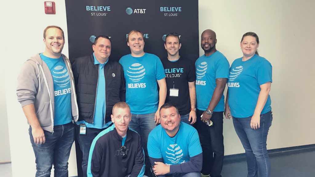 #TeamV out in support of #BelieveSTL #KAMO <a href="/woolvpack/">Woolvpack</a> <a href="/KAMOkonnects/">𝐾𝐴𝑀𝑂</a> <a href="/PowerCentral/">Power Central</a>