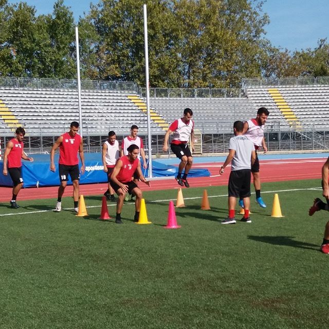 ClubRimini's tweet photo. Subito al lavoro, obiettivo Modena!
Alé Burdel!!! ⚪🔴💪 https://t.co/bETEj4FW4S