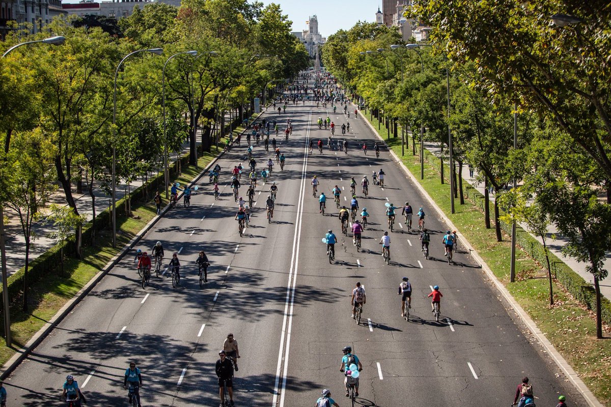 ¡Volvemos! El próximo domingo, 6 de octubre sal con tu bici a recorrer Madrid. Te esperamos en la Plaza de Colón a las 9 de la mañana #FiestaBiciMovistar