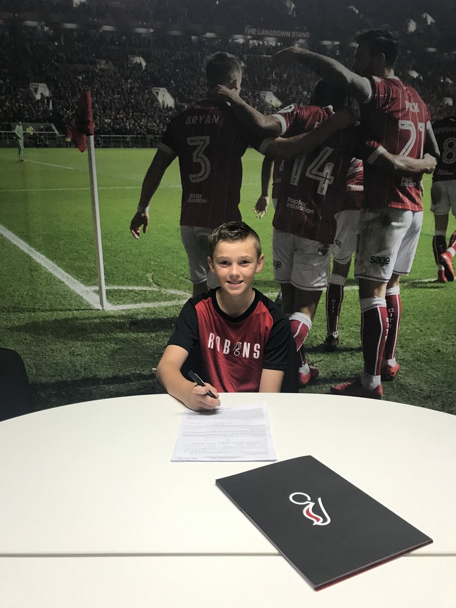 👏🏼 Another exciting young player joins the Academy!

⚽📸  A huge #BristolCity welcome to Freddie.

#BristolCity #development