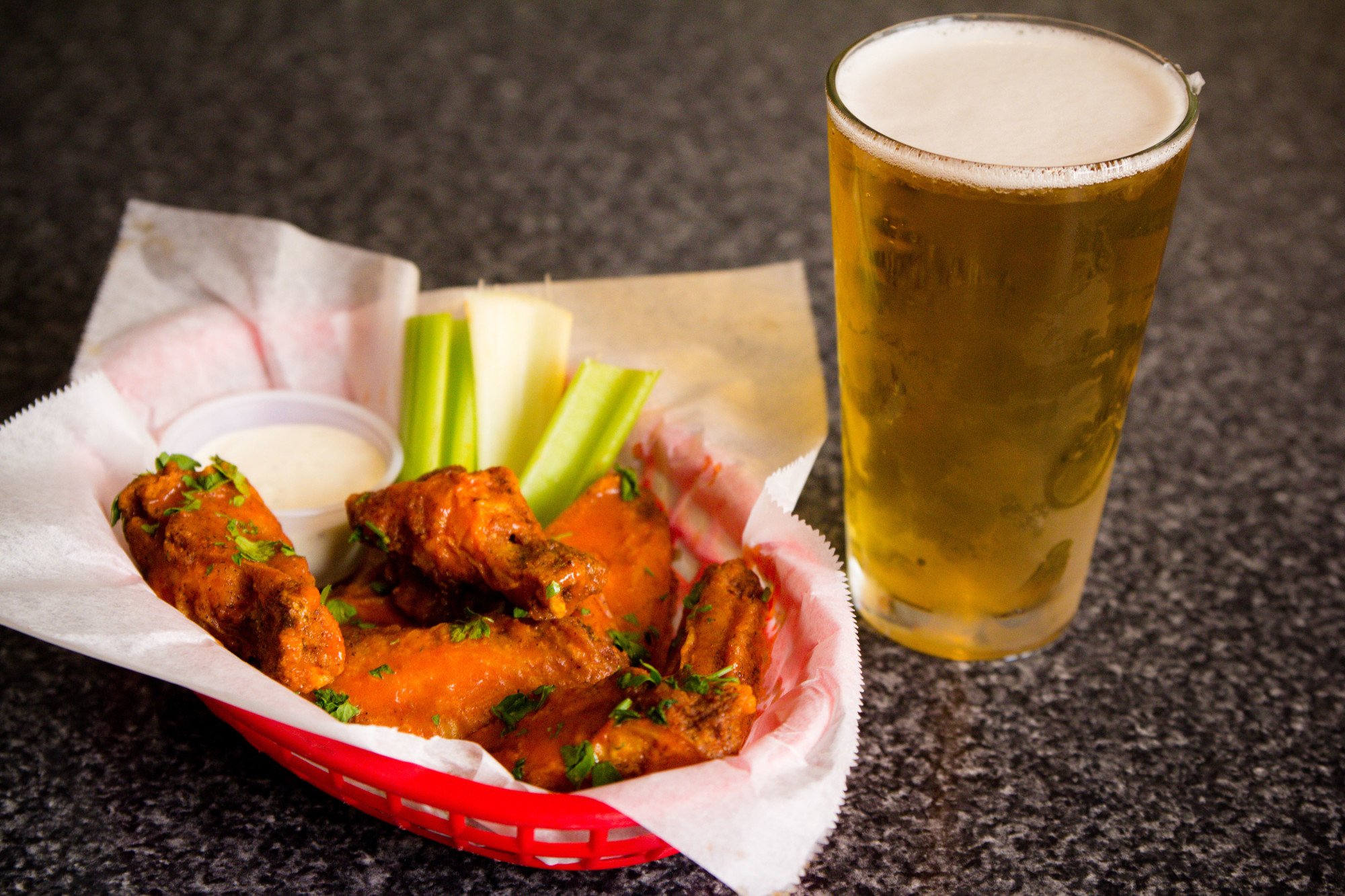 Caps Pizza and Bar (CapsPizzaandBar) / Twitter