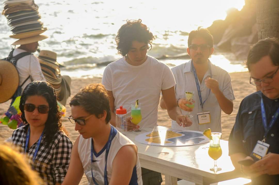 Flamel1337's tweet image. I was happy and I didn&apos;t know
Bring me baaaaaaack
#pyconlatam19 #PyLatam #PyLatam19 @PyLatam