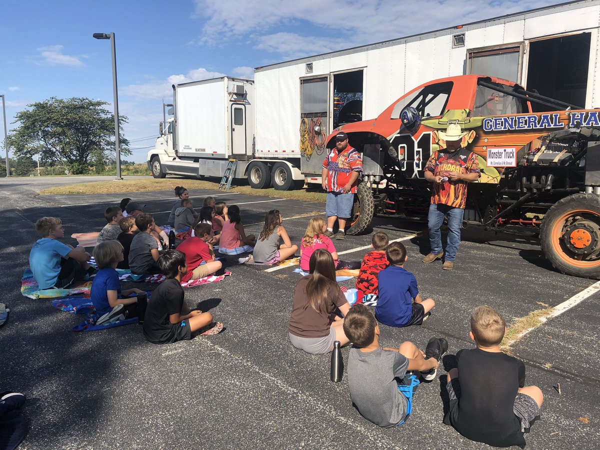 Checking out General Hazzard and learning about the monster truck business. <a href="/FawnArea/">Fawn Area Elementary</a>
